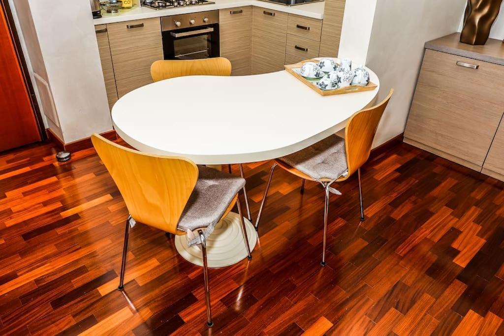 Prestigioso Appartamento Di 70Mq Vicino Milano Legnano Zewnętrze zdjęcie