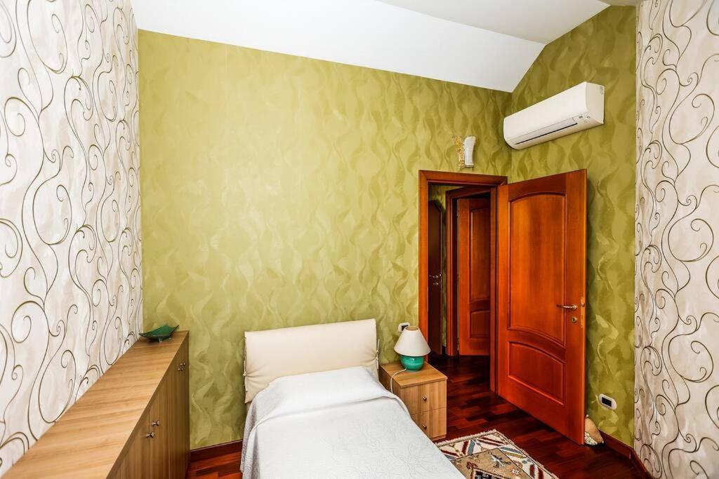 Prestigioso Appartamento Di 70Mq Vicino Milano Legnano Zewnętrze zdjęcie