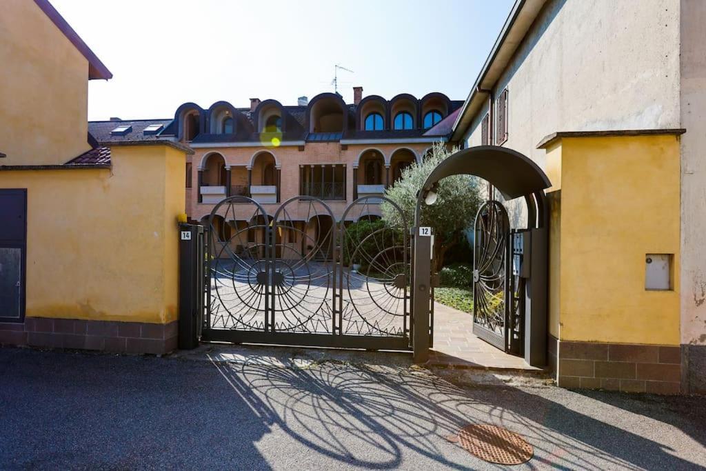 Prestigioso Appartamento Di 70Mq Vicino Milano Legnano Zewnętrze zdjęcie